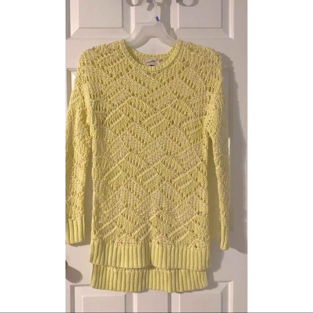 Universal Thread Open Stitch Yellow Tunic Sweater,
Size Large - Picture 4 of 6